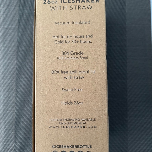 NWT Celsius 26oz Hot/Cold Tumbler - Picture 12 of 13